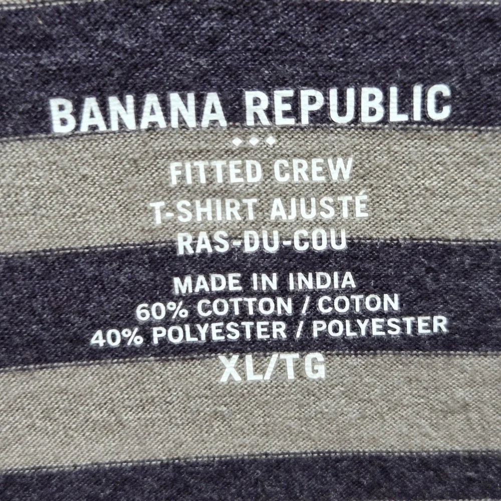 Banana Republic Shirt Mens XL Gray Striped Fitted Crewneck Tee Tagless Soft